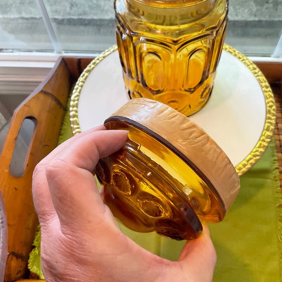 Vintage L.E. Smith Moon & Stars Amber Glass Large Canister w/Lid Circa 1970s - Picture 5 of 7